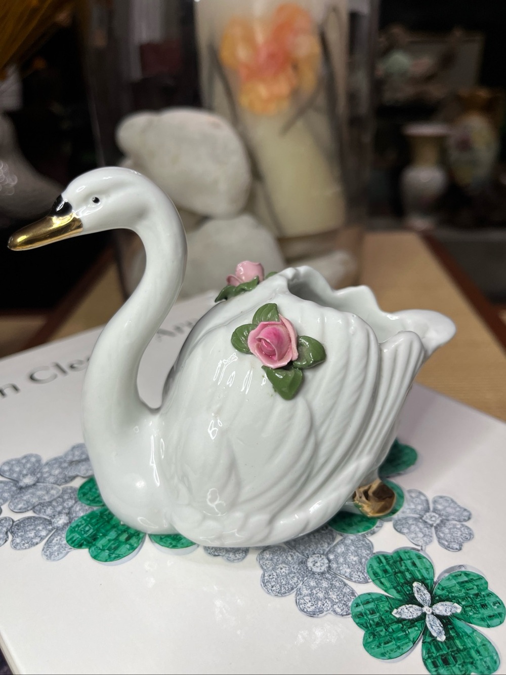 Vintage Dresden Swan figurine-‎ made in Germany